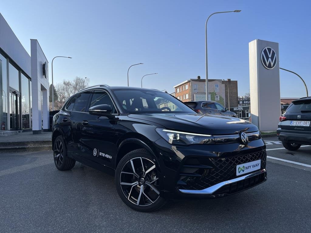 Volkswagen Tiguan Tiguan 1.5 eTSI mHEV ACT R-Line OPF DSG, Auto's, Automaat, Zwart, ABS, SUV of Terreinwagen