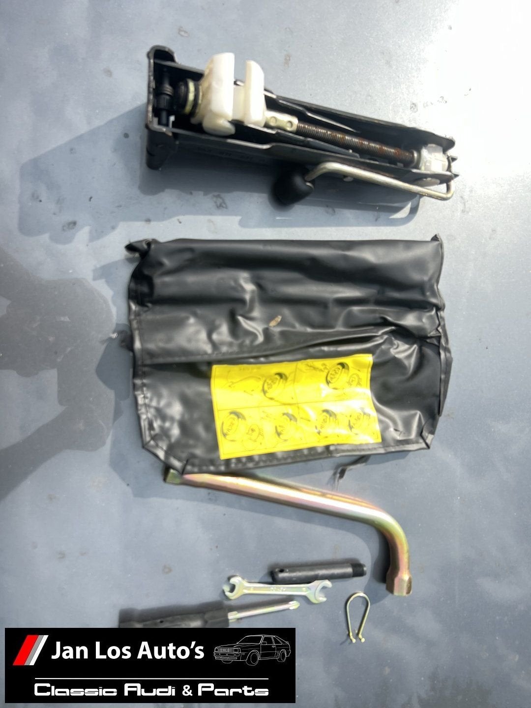 Audi 80 B4 krikset met wielsleutel gereedschap, Auto diversen, Gebruikt, -, -, Ophalen of Verzenden