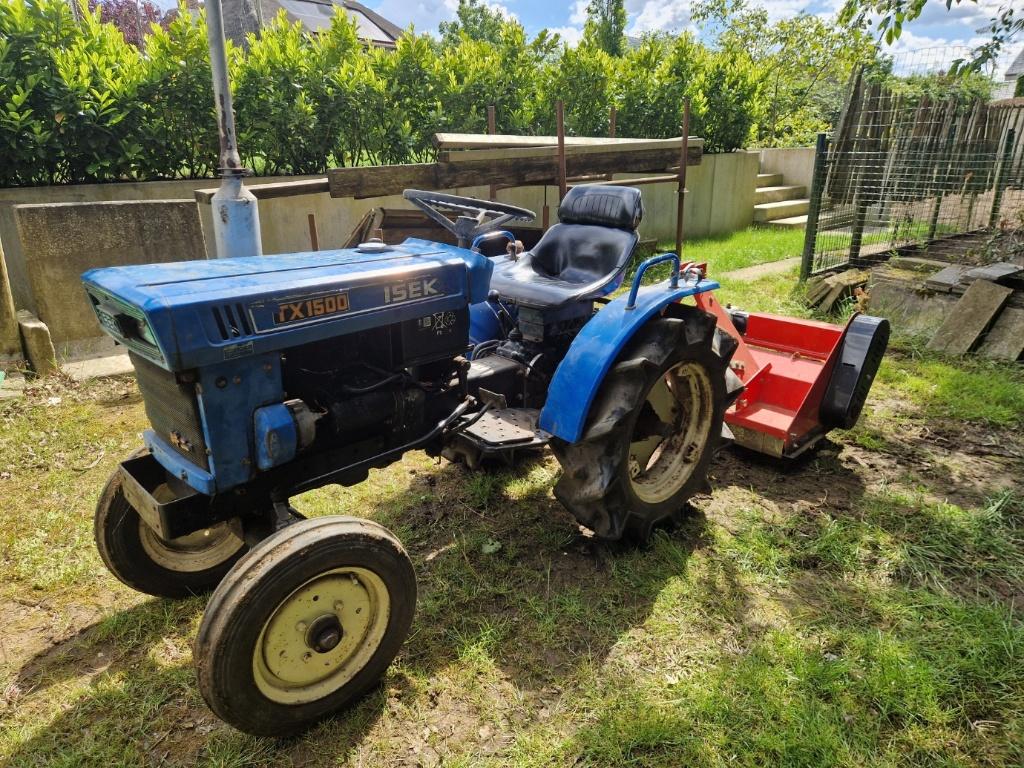 Iseki TX1500 + nieuwe klepelmaaier, Articles professionnels, Agriculture | Tracteurs, Enlèvement, Utilisé