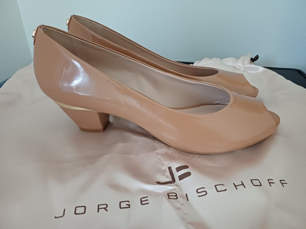 Splinternieuwe Jorge Bischoff schoenen – maat 40, Schoenen met lage hakken, Beige, Nieuw, Ophalen