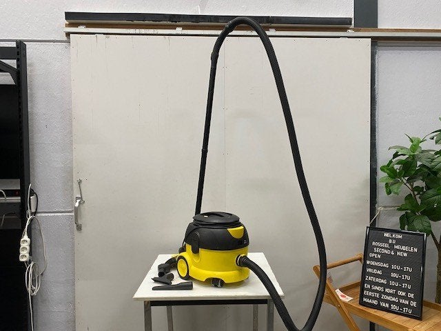 (8) Recentere duurdere stofzuiger Karcher, Enlèvement, Comme neuf