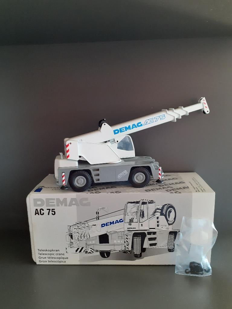 grue miniature DEMAG AC 75, Enlèvement, Neuf