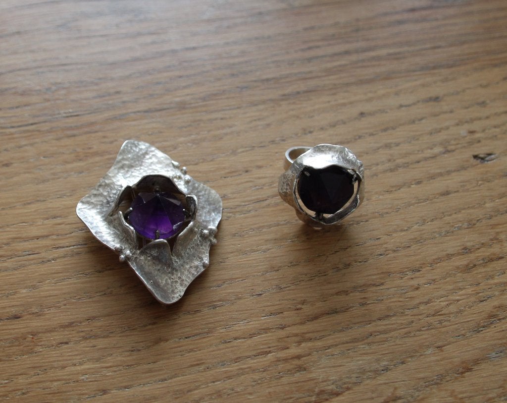 Bijoux en argent fait main — Bague et borche avec Améthyste, Enlèvement ou Envoi, Femme ou Homme, Comme neuf, Avec pierre précieuse