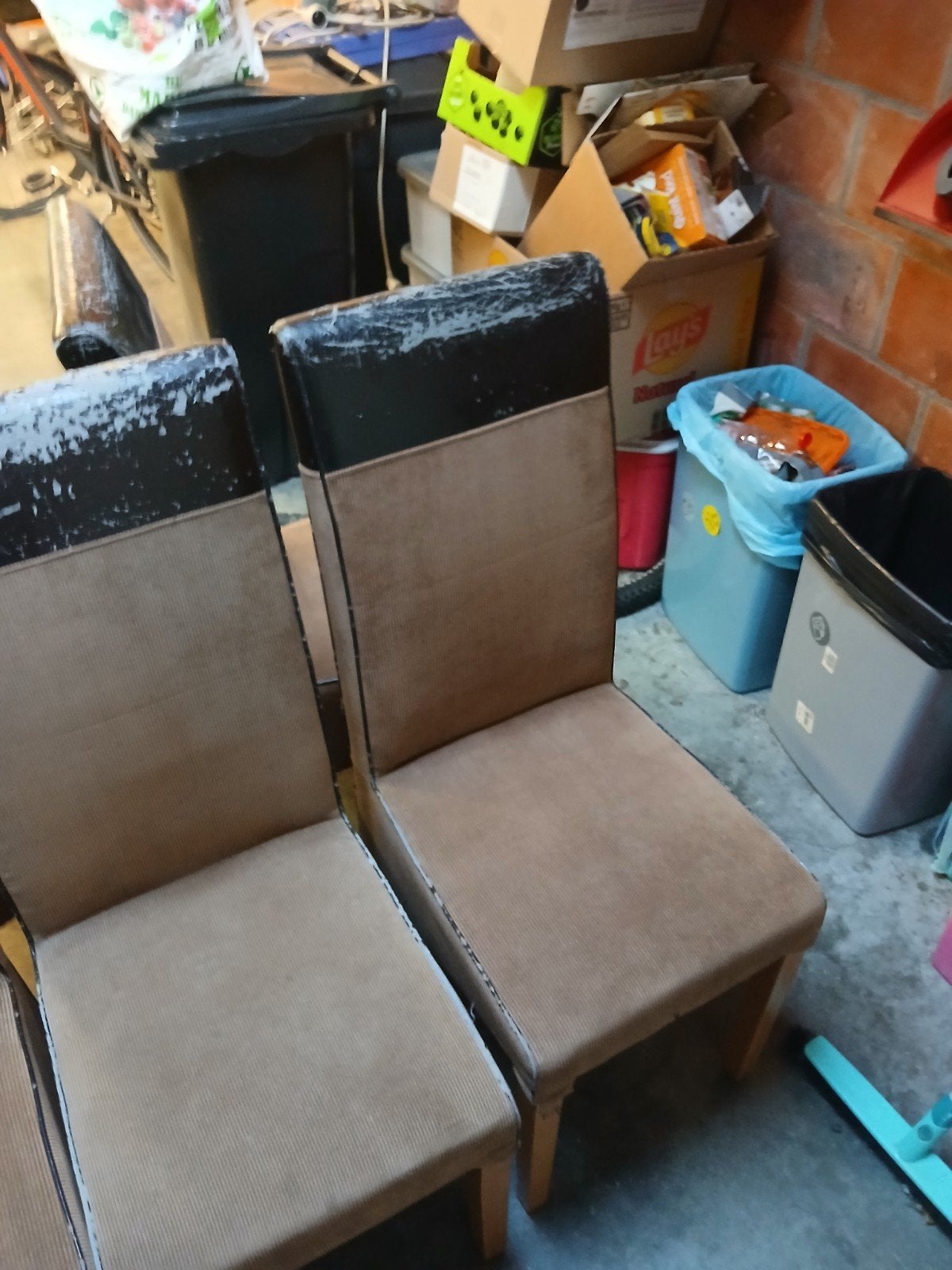 stoelen in goed staat 7 stuk, Ophalen