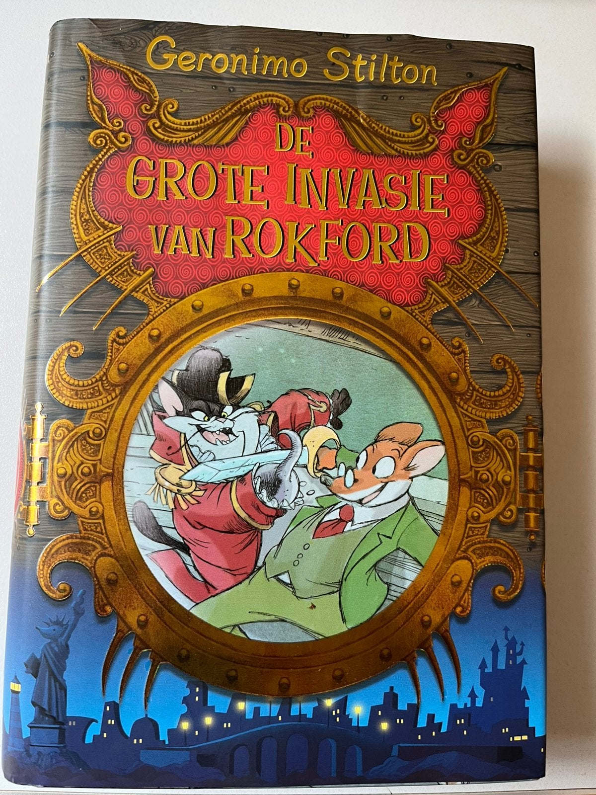 Geronimo Stilton - De grote invasie van Rokford, Ophalen, Zo goed als nieuw, Geronimo Stilton