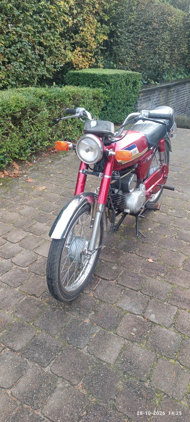 suzuki 100, Fietsen en Brommers, Ophalen
