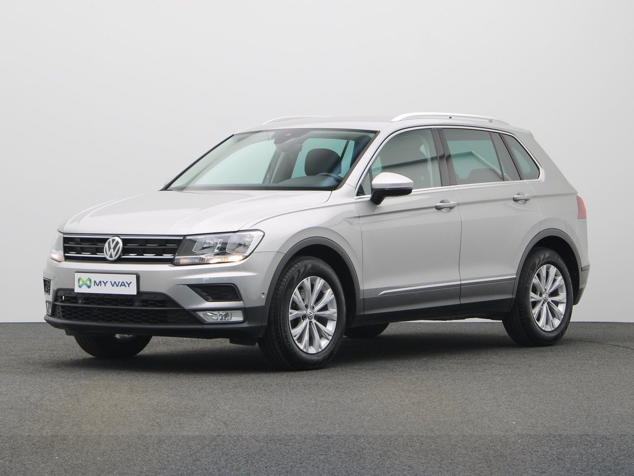 Volkswagen Tiguan 1.4 TSI 125 PK BENZINE, Auto's, Handgeschakeld, SUV of Terreinwagen, 137 g/km, Adaptive Cruise Control