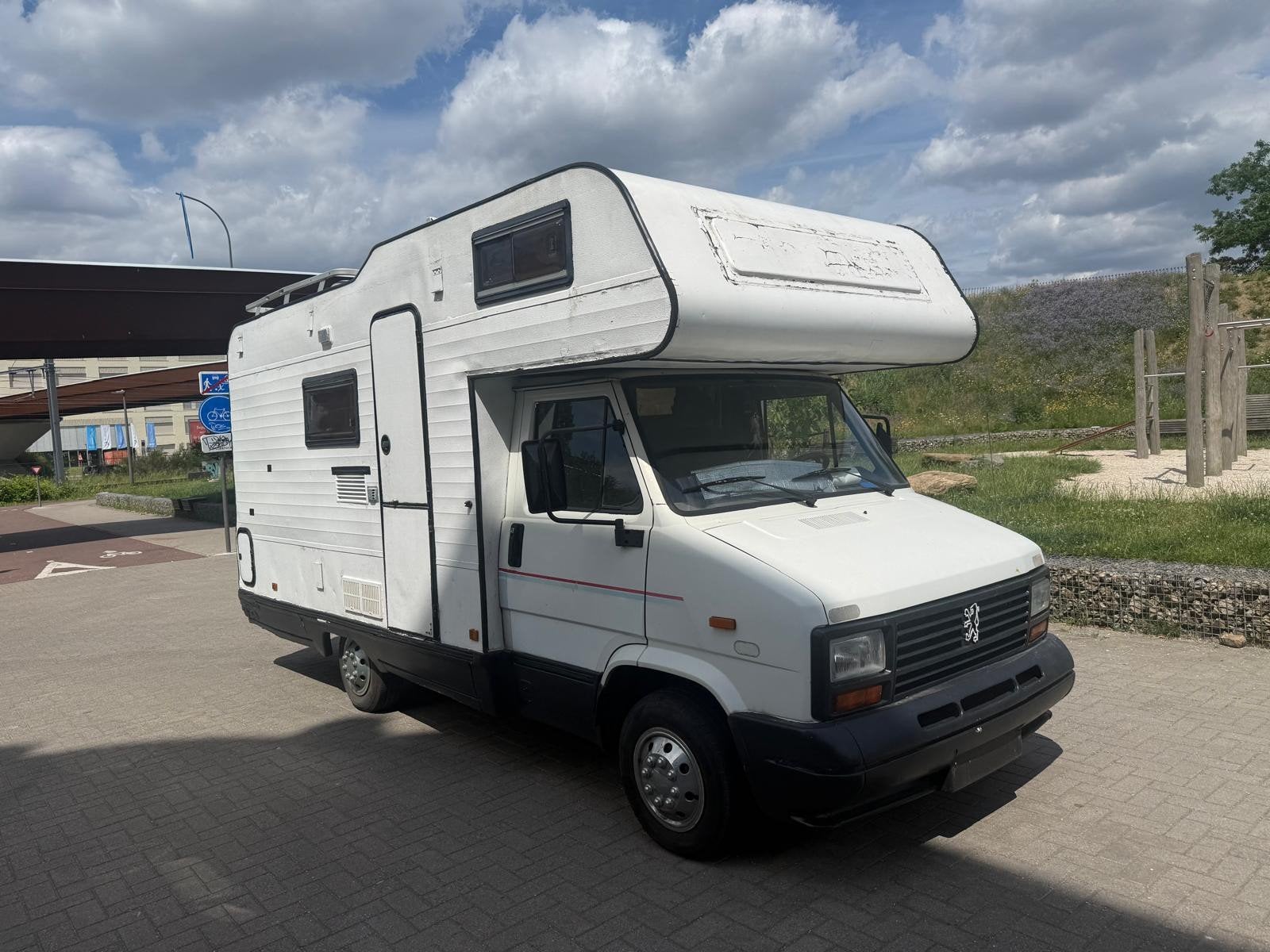 PEUGEOT J5 DIESEL CAMPER 1990 257000KM RIJD EN SCHAKELT GOED, Buscamper of Camperbus, Diesel, Particulier, Overige merken