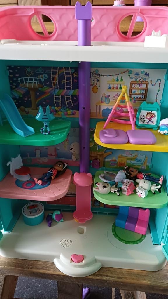 Gabby's poppenhuis TE KOOP!!, Kinderen en Baby's, Speelgoed | Poppenhuizen, Ophalen, Poppenhuis