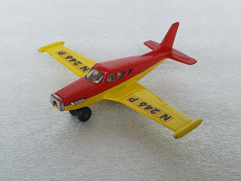 Matchbox: SB 19 Piper Comanche (1), Ophalen of Verzenden, Gebruikt, Vliegtuig