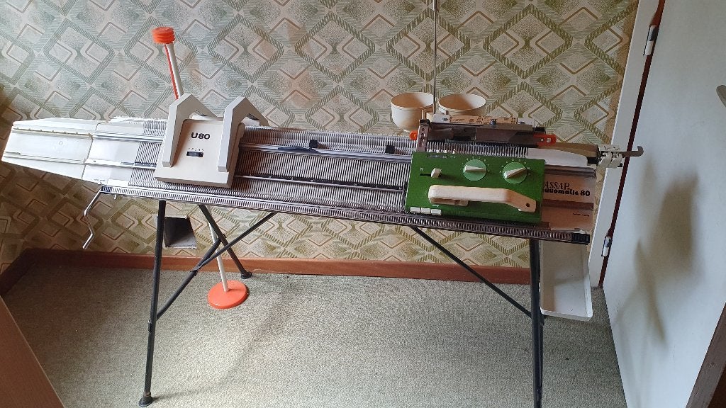 brei machine met ponskaarten, Enlèvement, Utilisé, Tricot, Machine