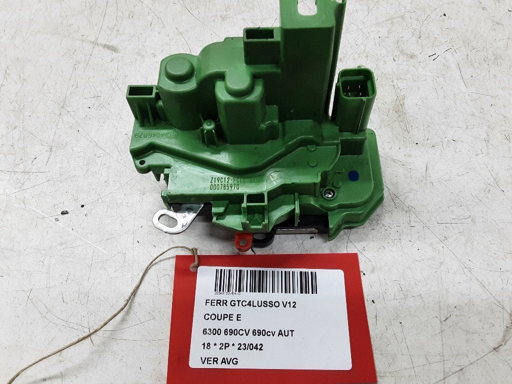 SERRURE DE PORTE AVANT GAUCHE GTC4 Lusso (000785970), Mevr. I. Hauben, Ferrari, Utilisé, Avant
