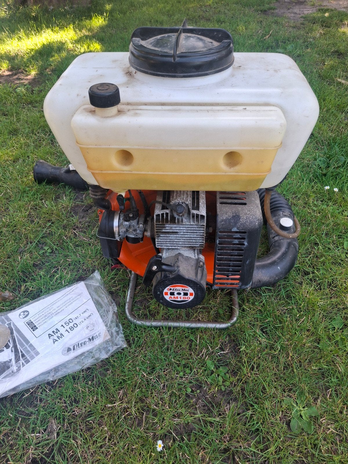 Rugsproeier Oleo Mac AM180., Tuin en Terras, Ophalen
