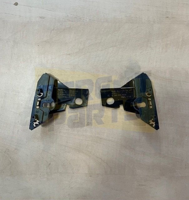 Mercedes-Benz Sprinter (5/06-9/18) klem tussenplaat Links+Re, -, Nieuw, Ophalen of Verzenden, Bumper