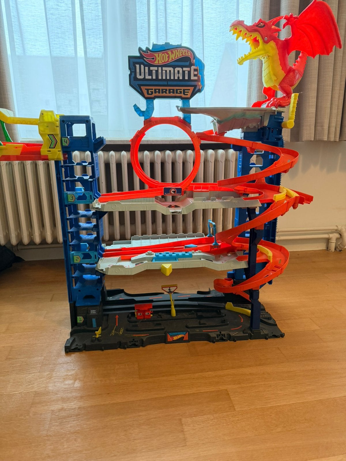 Autoparcour voor kinderen, Ophalen, Zo goed als nieuw, Racebaan, Hot Wheels