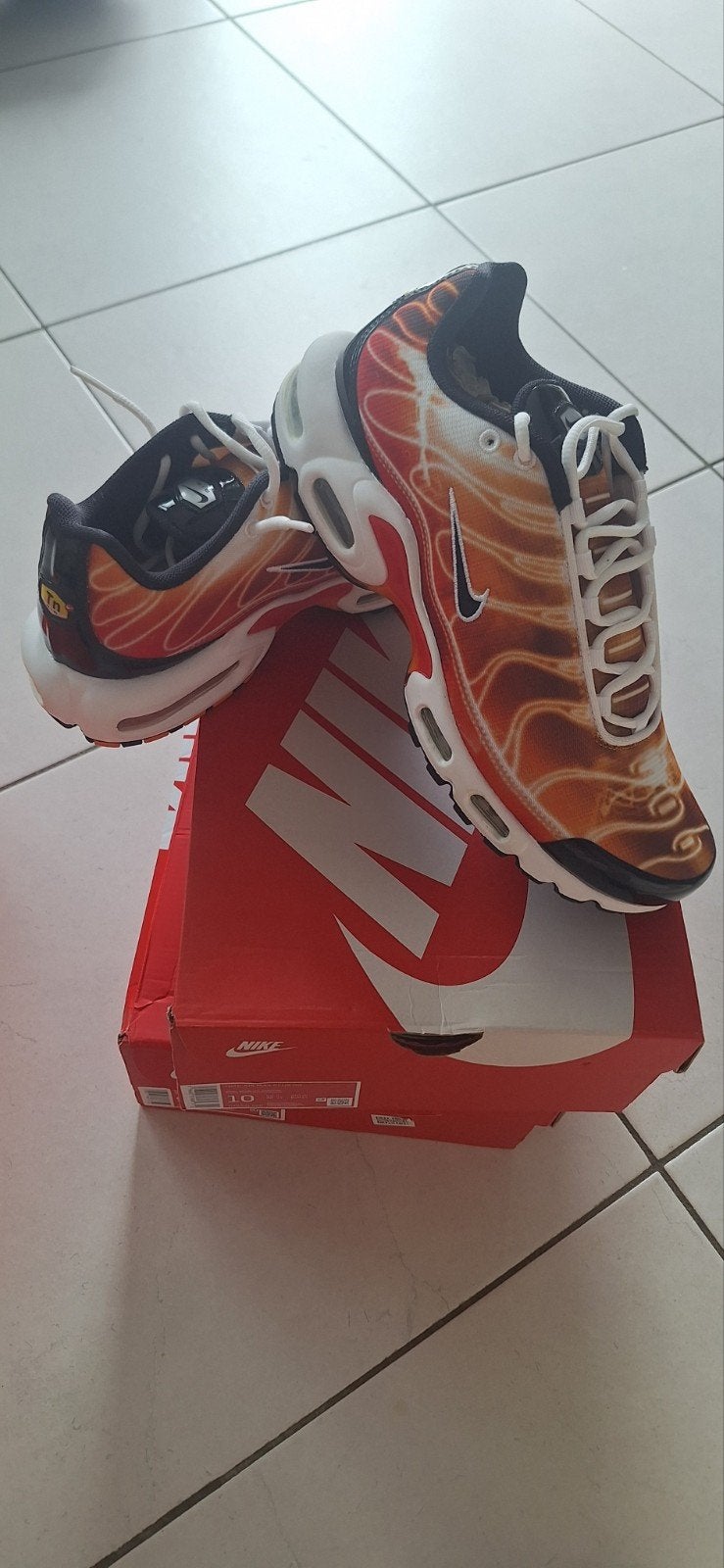 Basket nike TN original taille 44 neuf !!, Vêtements | Hommes, Chaussures, Neuf, Enlèvement ou Envoi, Autres couleurs, NIKE