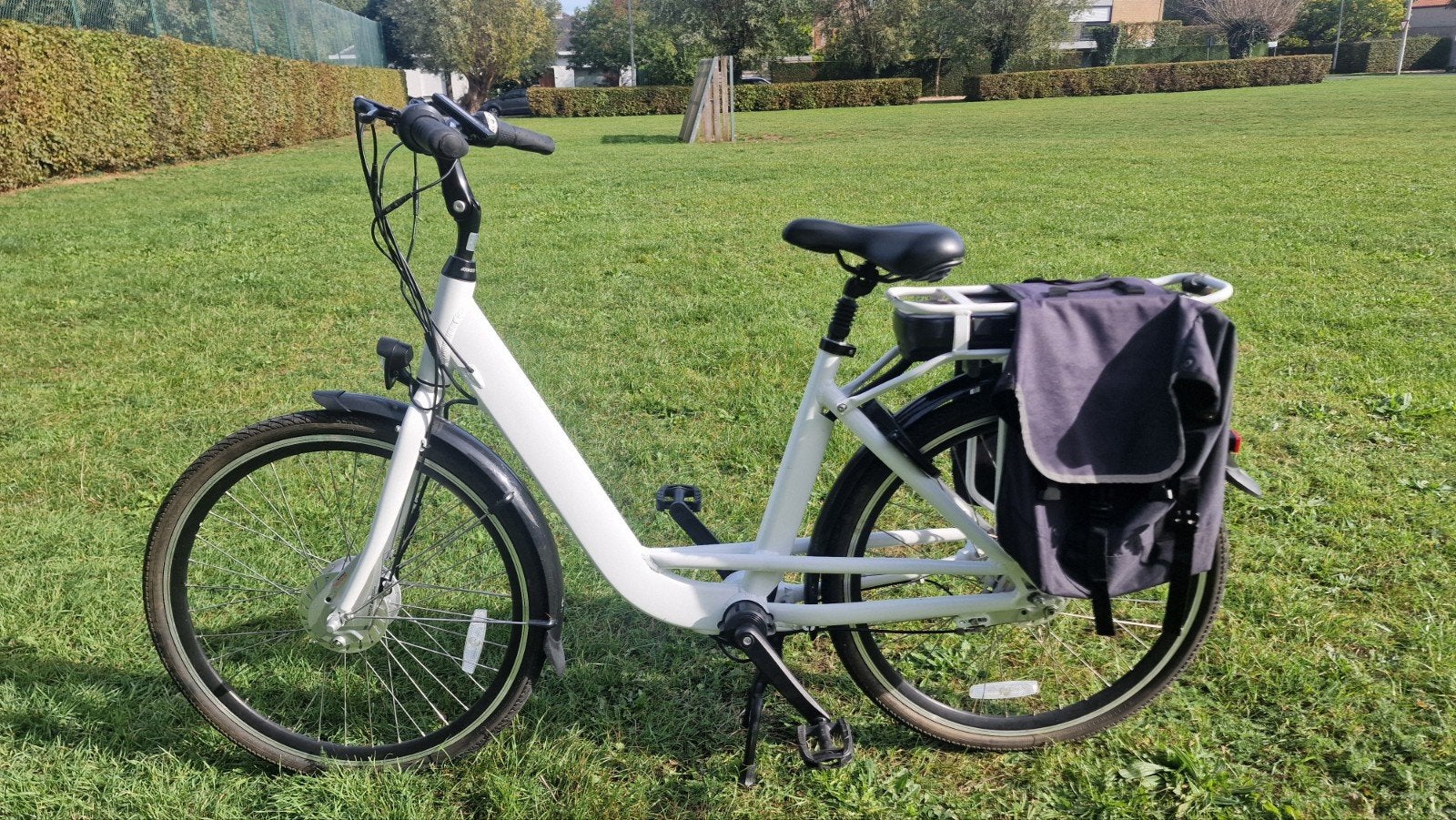 elektrische damesfiets, 47 tot 51 cm, Ophalen, Zo goed als nieuw, Overige merken
