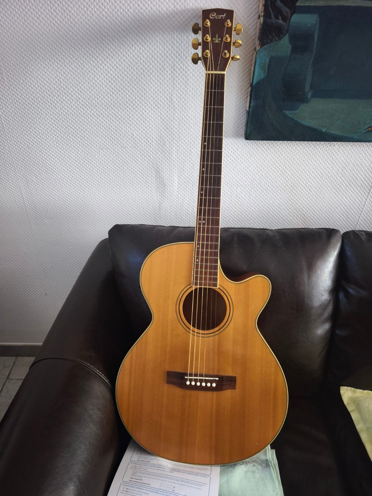 GUITARE DE MARQUE CORT ELECTROACOUSTIQUE, Enlèvement ou Envoi