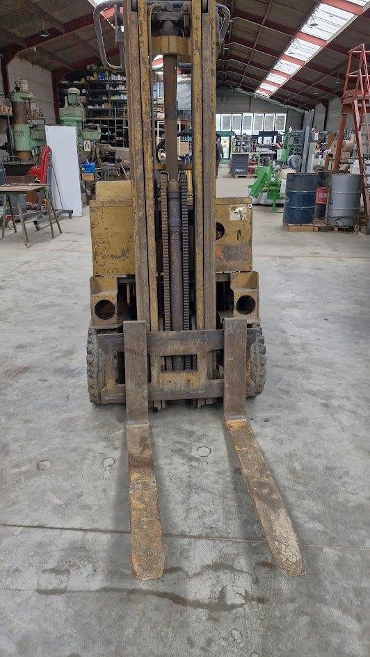 Clark - heftruck, Zakelijke goederen, 1000 tot 2000 kg, Ophalen, Diesel, Heftruck