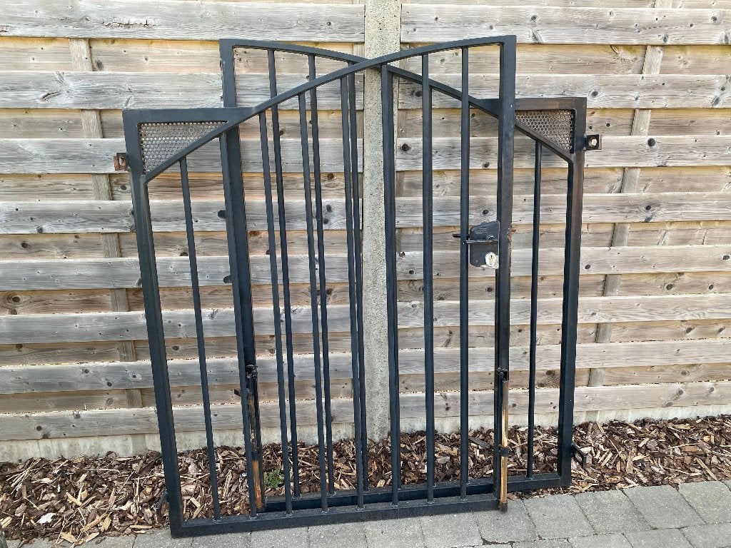 Sierpoort tuin, Ophalen, Gebruikt, Staal, 100 tot 150 cm