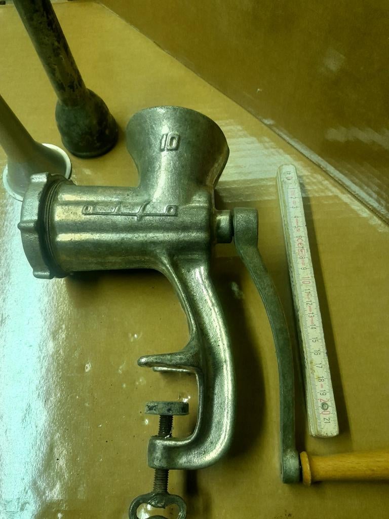 Moulin à viande manuel Alfa 10 vintage, Enlèvement ou Envoi