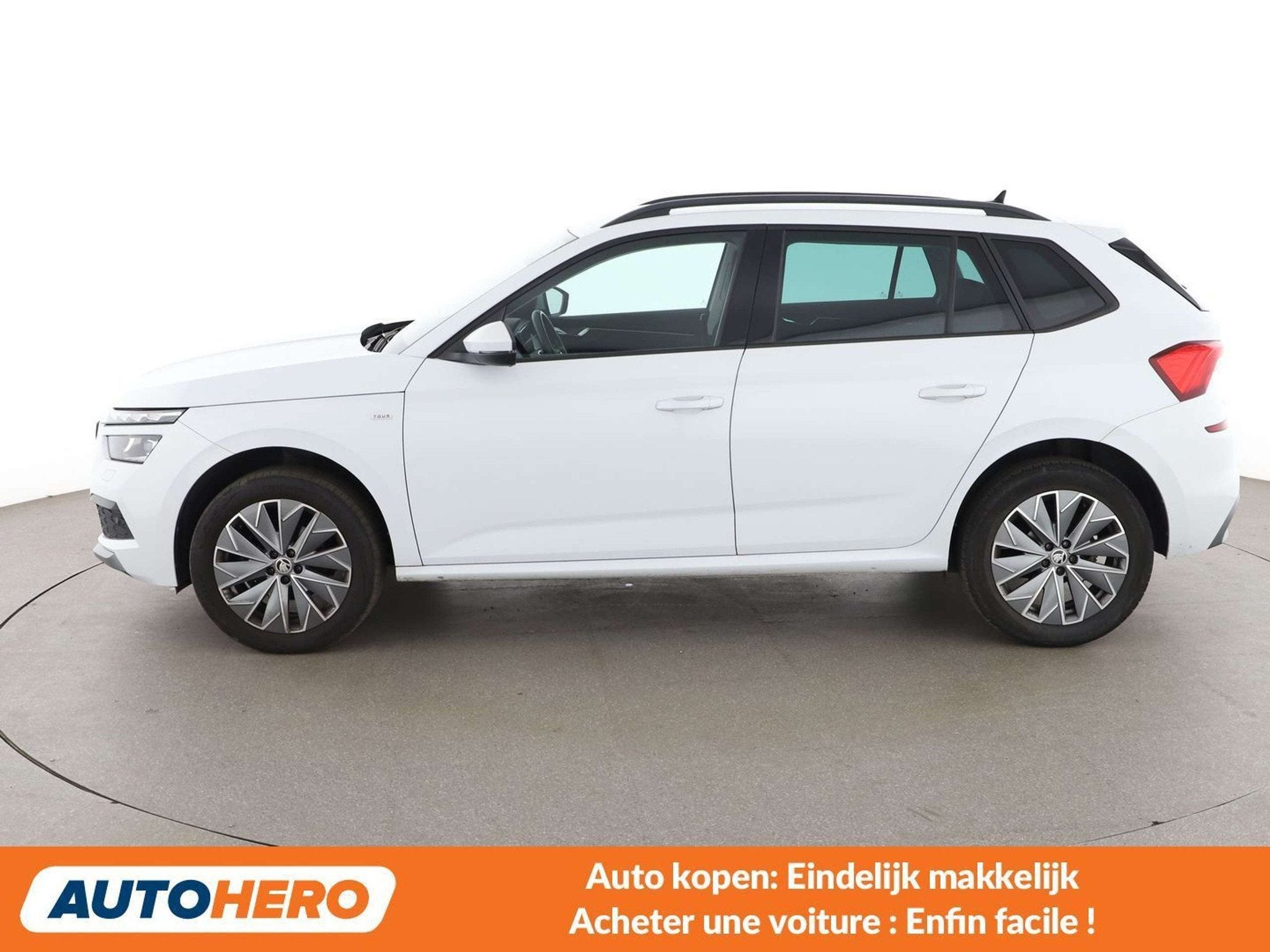 Skoda Kamiq 1.0 TSI Tour (bj 2022), Auto's, Voorwielaandrijving, 1228 kg, Stof, Gebruikt