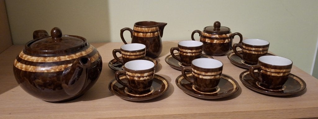 Vintage bruin Theeservies Mixed Set, Ophalen