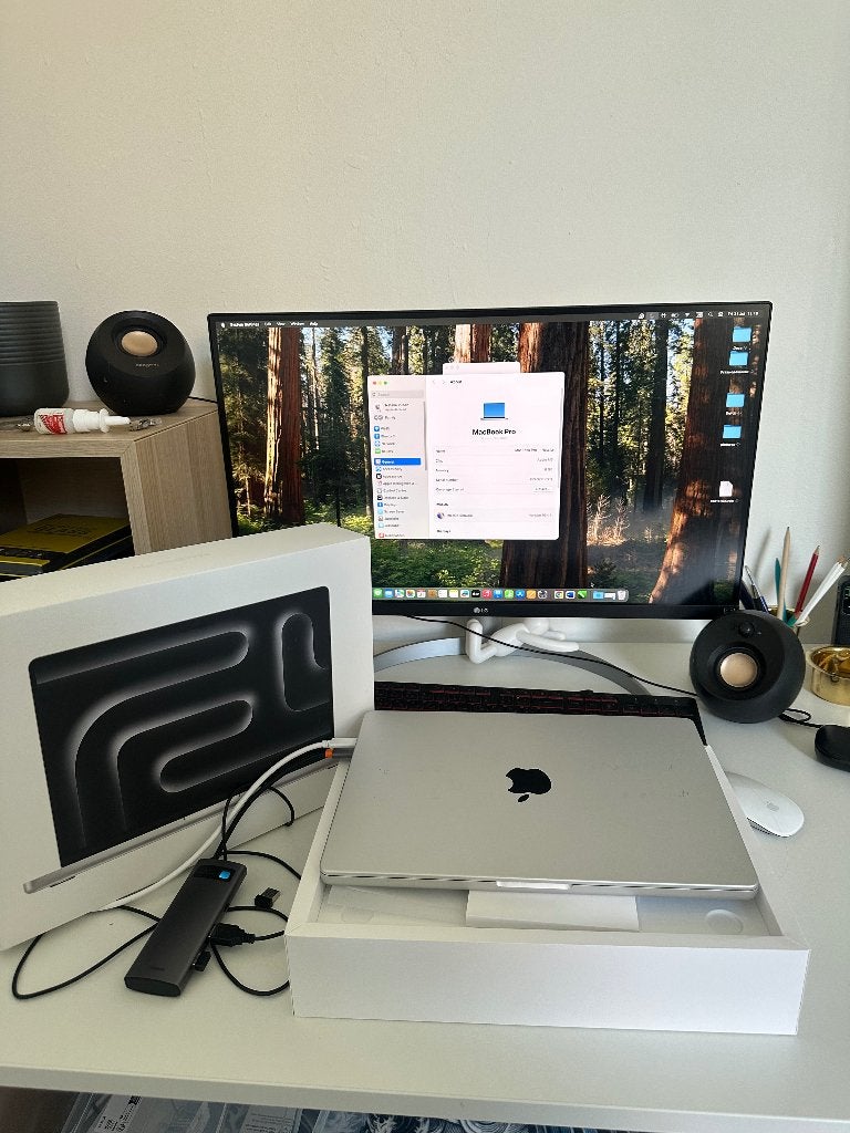 MacBook Pro 14" M3 (8 GB / 512 GB), Gebruikt, Qwerty, Overige groottes, 8 GB