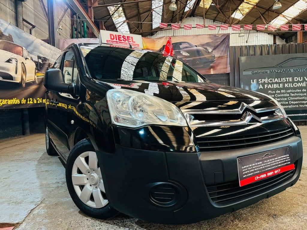 Citroën Berlingo 1.6HDI 3Place Utilitaire airco att remorque, Autos, Achat, 6 portes, Entreprise, Boîte manuelle