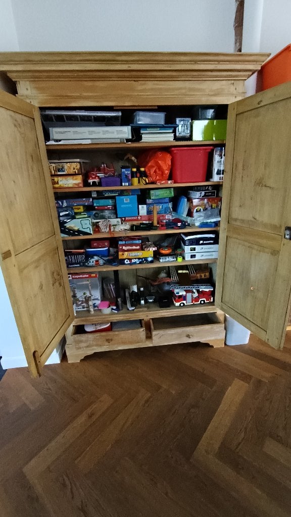 Grote oude Kast, Ophalen, Gebruikt, 100 tot 150 cm, 200 cm of meer