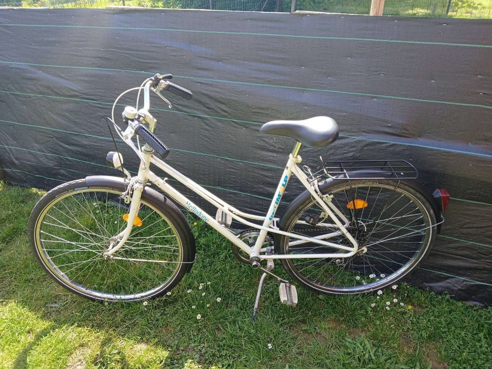 a vendre vélo de femme avec vitesse état impeccable, Enlèvement ou Envoi