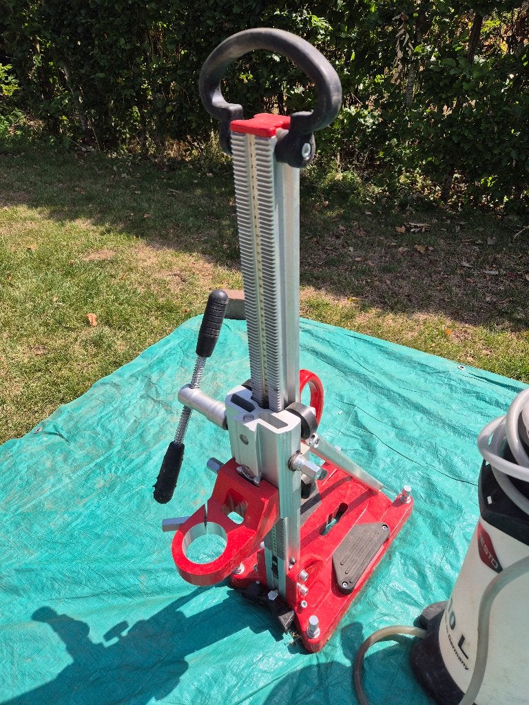 kernboormachine met statief en drukvat, Doe-het-zelf en Bouw, Ophalen, 600 watt of meer, Variabele snelheid, Zo goed als nieuw
