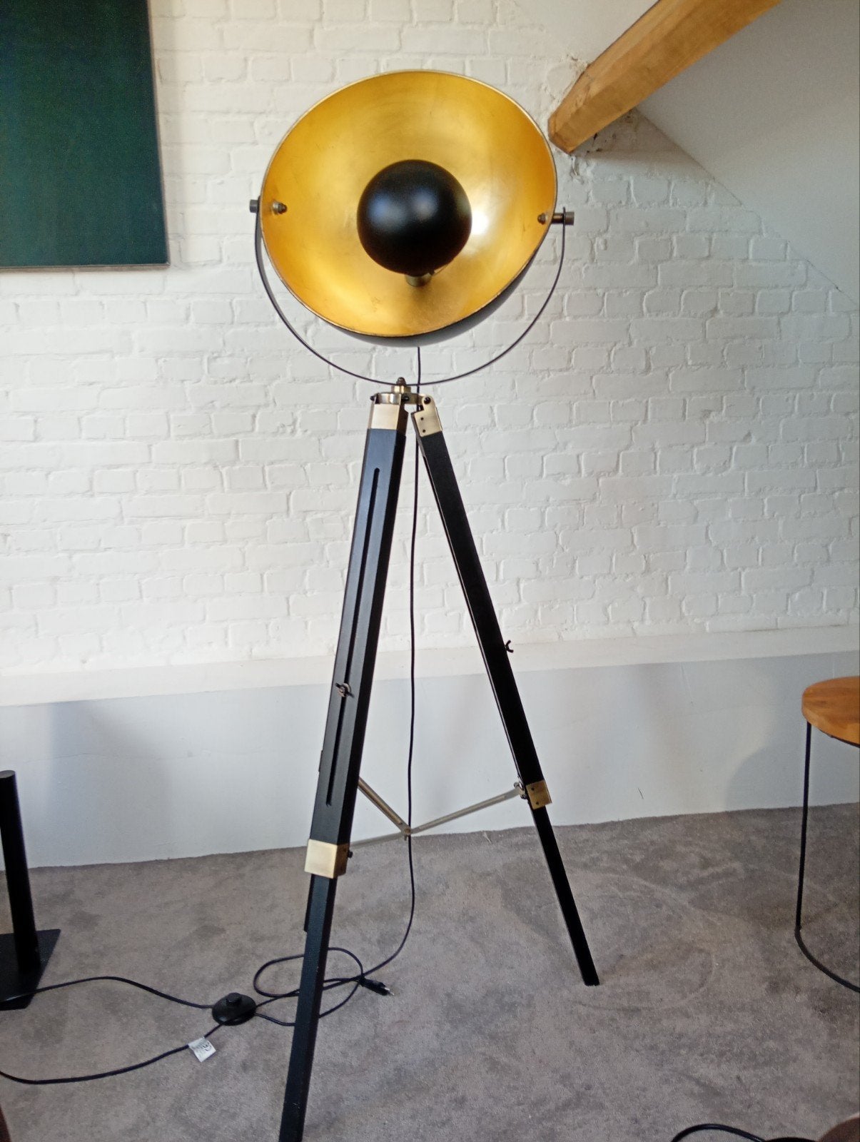 Industriële tripod vloerlamp – zwart/goud – verstelbaar, Huis en Inrichting, Ophalen, Gebruikt, Industrieel, E27 (groot)