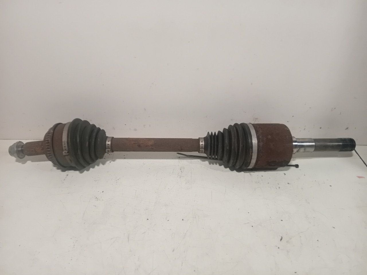 Aandrijfas links achter Land Rover Discovery, Onderdelen@venauto.nl, Van der Ven Autorecycling B.V., Land Rover, Ettenseweg 76, 4706 PB Roosendaal, The Netherlands