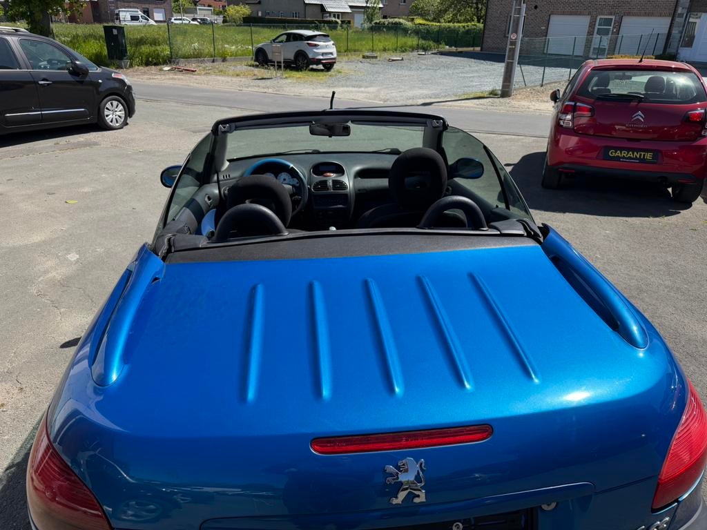 Peugeot 206 CC 1.6i Airco 0495/54 51 11, Auto's, 4 zetels, 4 cilinders, Cabriolet, Blauw
