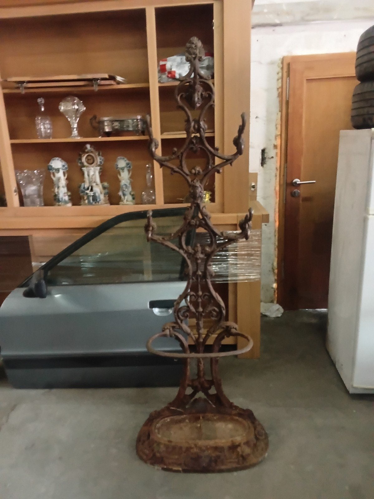Super ètat porte manteau d èpoque en fonte d en sont jus