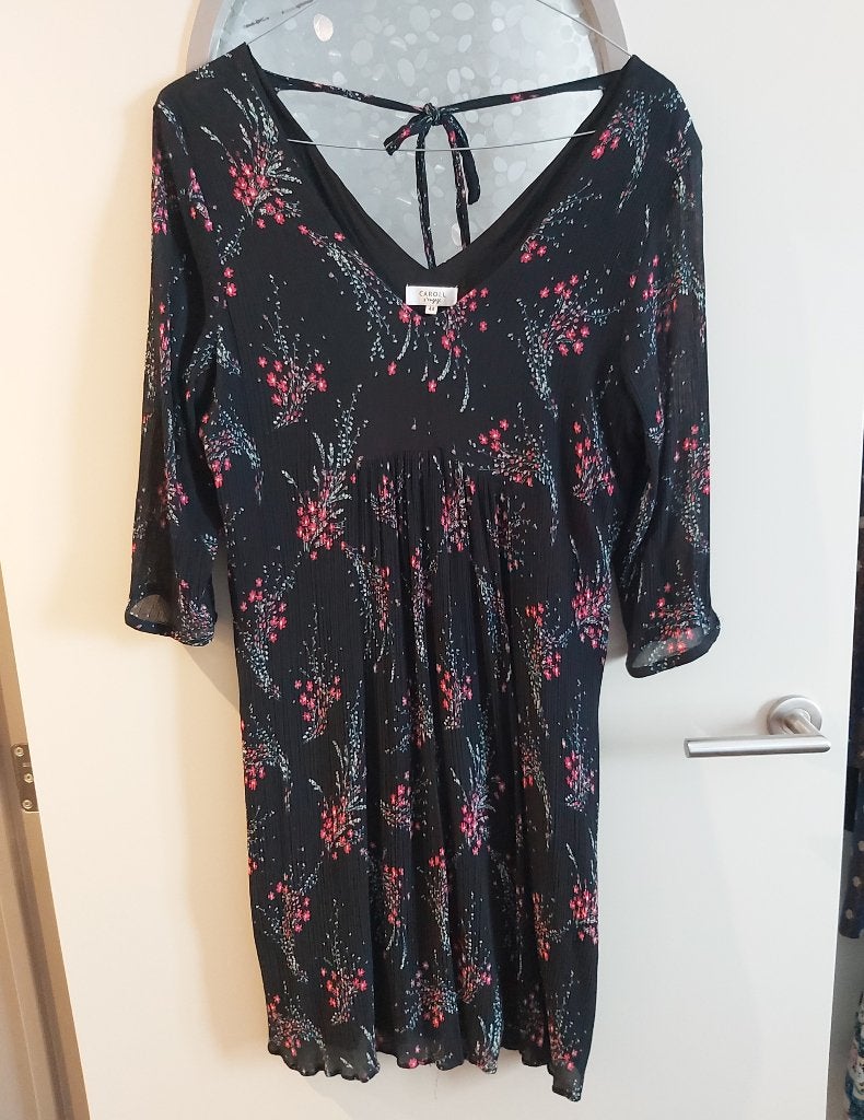 Caroll, mooie jurk, mt 42-44, in fijne plissé, Kleding | Dames, Meerkleurig, Maat 42/44 (L), Ophalen of Verzenden, Zo goed als nieuw