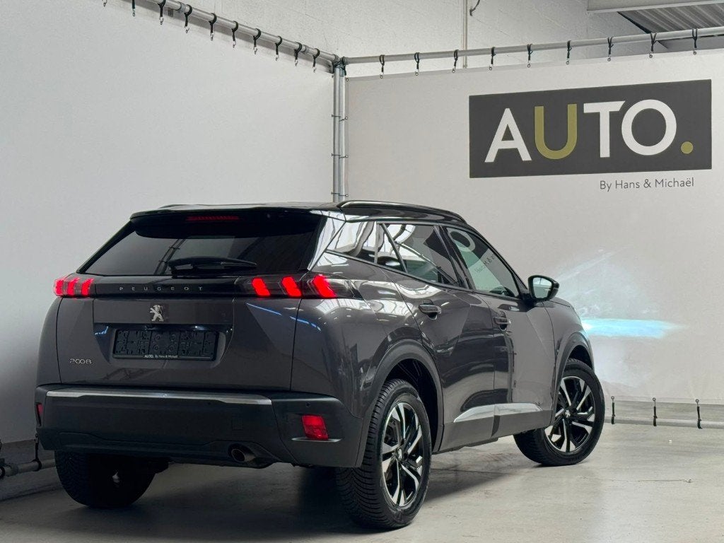 Peugeot 2008 1.2 PureTech Allure *CAMERA*CARPLAY*ZETELVERW*, Autos, Peugeot, Argent ou Gris, Achat, Phares entièrement LED, Euro 6
