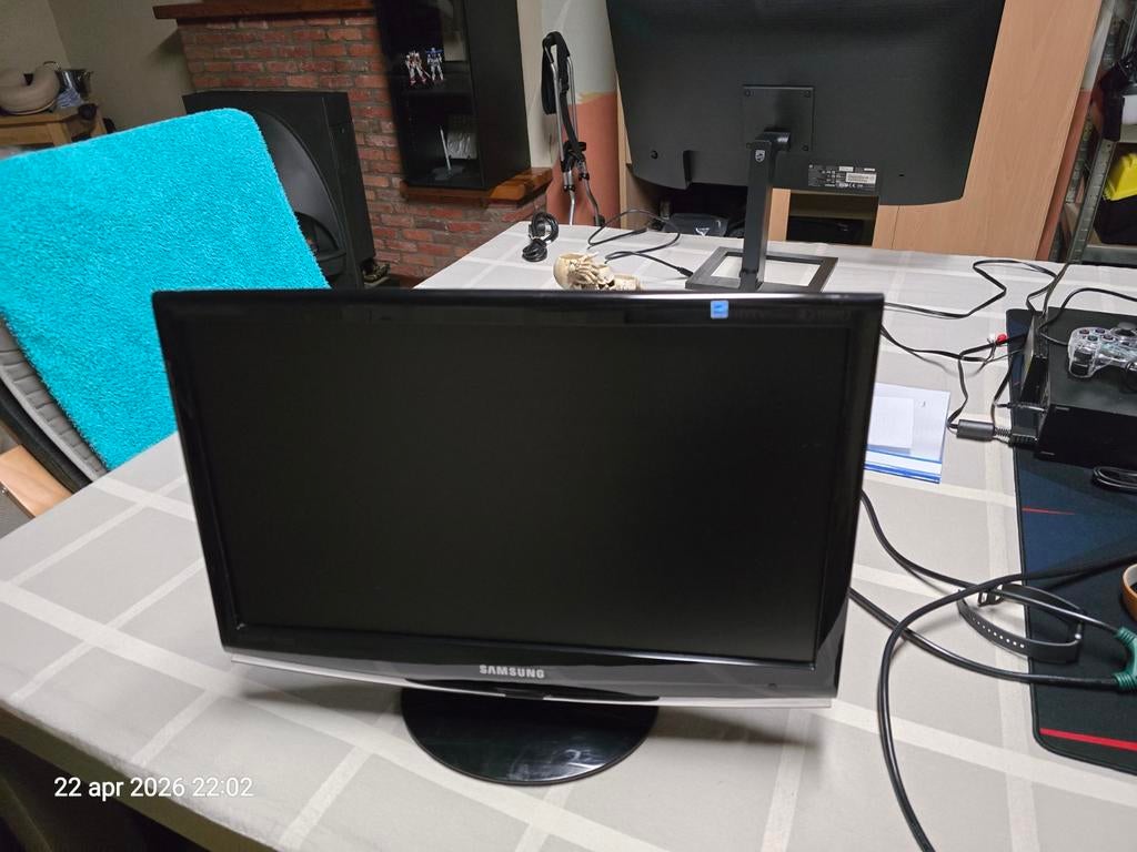 Samsung monitor en koorui portable monitor, Gebruikt, Full HD, Samsung, Ingebouwde speakers