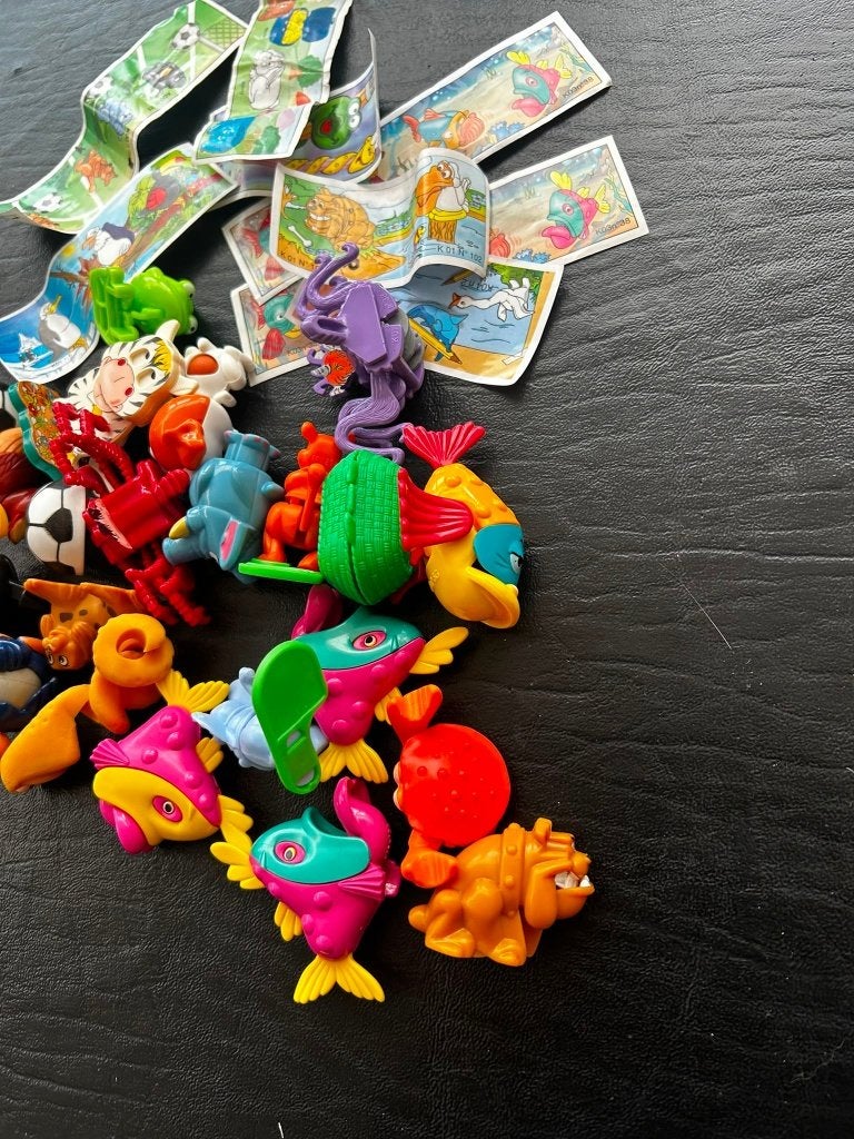 Lot 1 vintage Kinder Surprise speeltjes + bijsluiters, Verzamelen, Verrassingseieren, Ophalen of Verzenden, Zo goed als nieuw