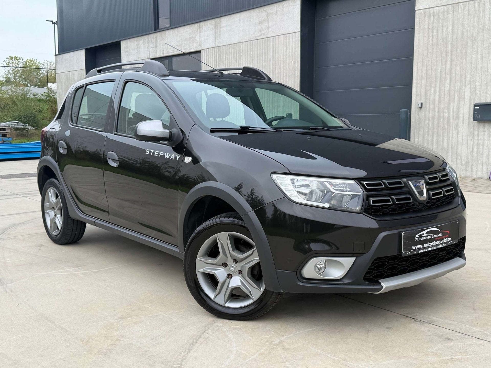 Dacia Sandero 0.9 TCe Stepway Automaat Euro 6d/AIRCO/CARPLAY, Autos, Achat, Euro 6, Entreprise, Entretenue par le concessionnaire