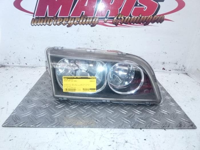 Phare droit d'un Volvo V40, Autos : Pièces & Accessoires, -, -, 3 mois de garantie, -