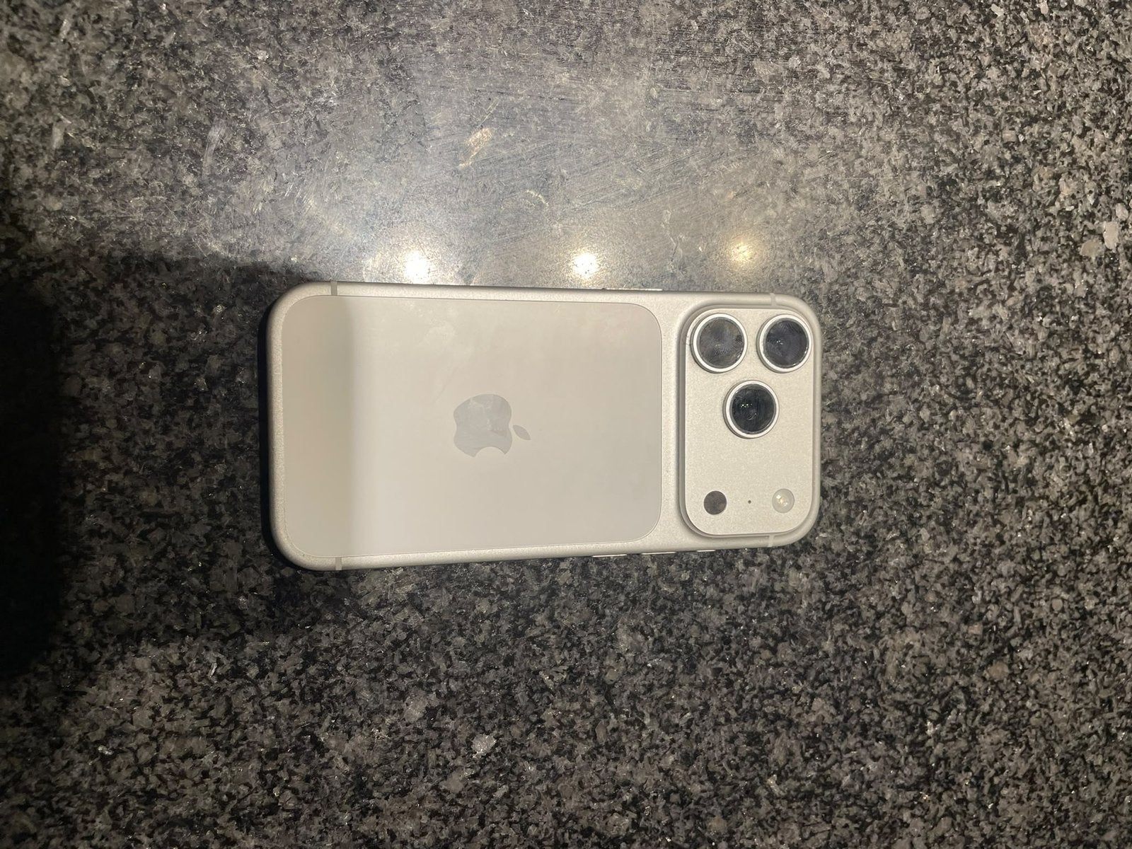 Iphone 17 pro, Télécoms, 256 GB, Autres modèles, Comme neuf, Enlèvement
