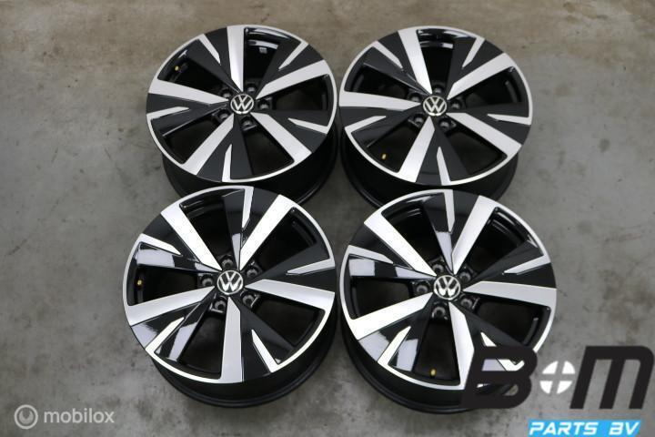 NIEUWSTAAT org. 18 inch Catania velgen VW Golf 8 5H0601025AQ, Auto-onderdelen, Banden en Velgen, Velg(en), Gebruikt