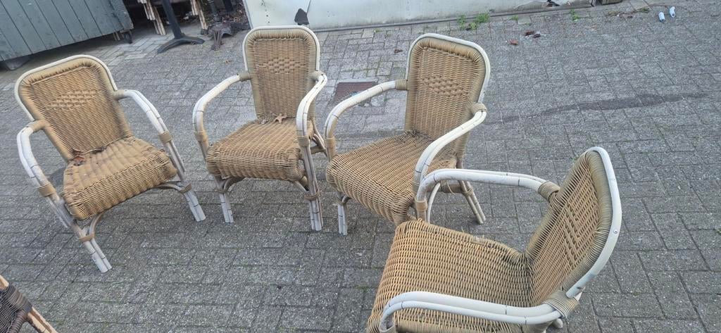 Partij rieten stoelen, Ophalen, Gebruikt