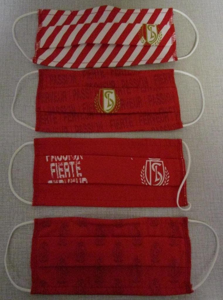 4 NOUVEAUX masques faciaux jamais utilisés Standard de Liège, Enlèvement ou Envoi, Neuf, Autres types