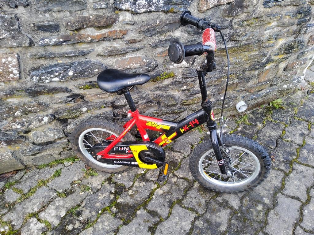 Diamond. Vélo garçon pneus 14 x 2.125 . Voir descriptions, Fietsen en Brommers, Fietsen | Jongens, Ophalen, Gebruikt, 14 inch of minder