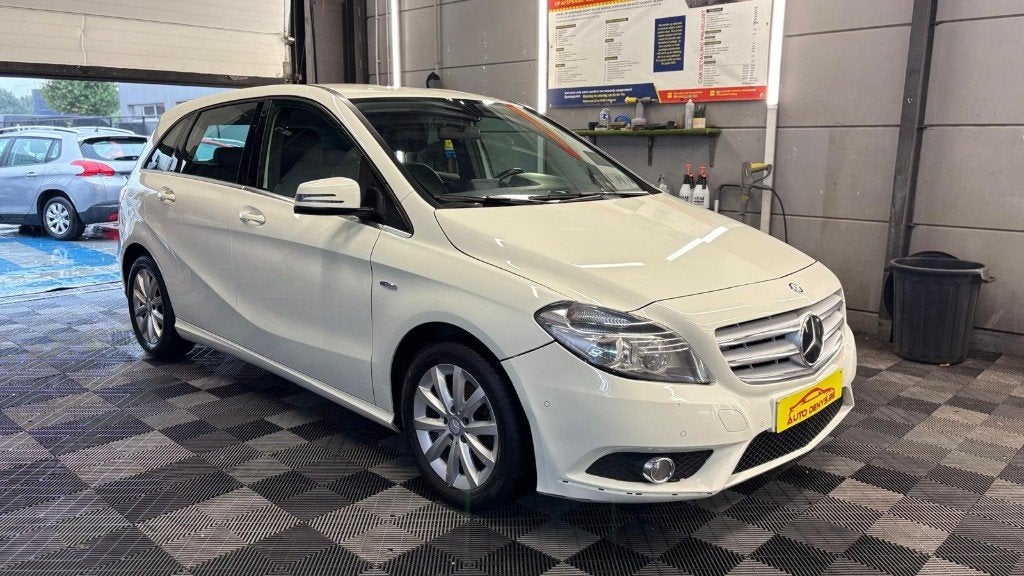 Mercedes-Benz B180 cdi année 2012 AUTOMATIQUE 1.8l, Cuir, Euro 5, Achat, Entreprise