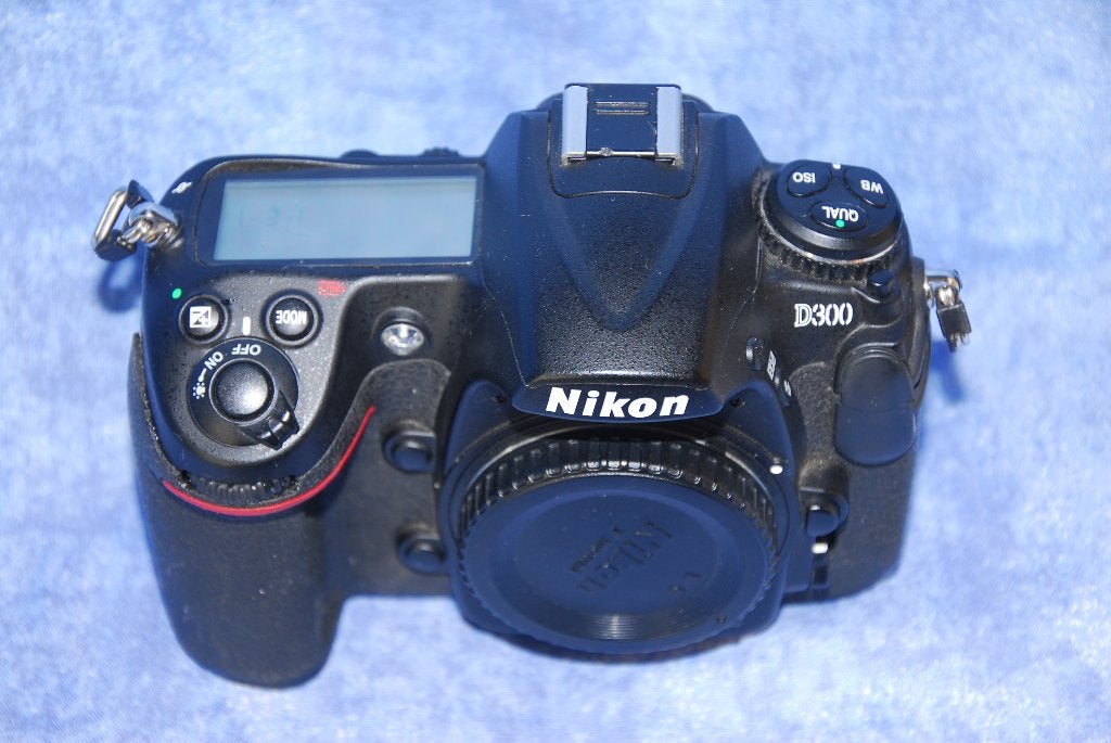 Nikon D 300, TV, Hi-fi & Vidéo, Enlèvement ou Envoi, Comme neuf, Reflex miroir, Nikon