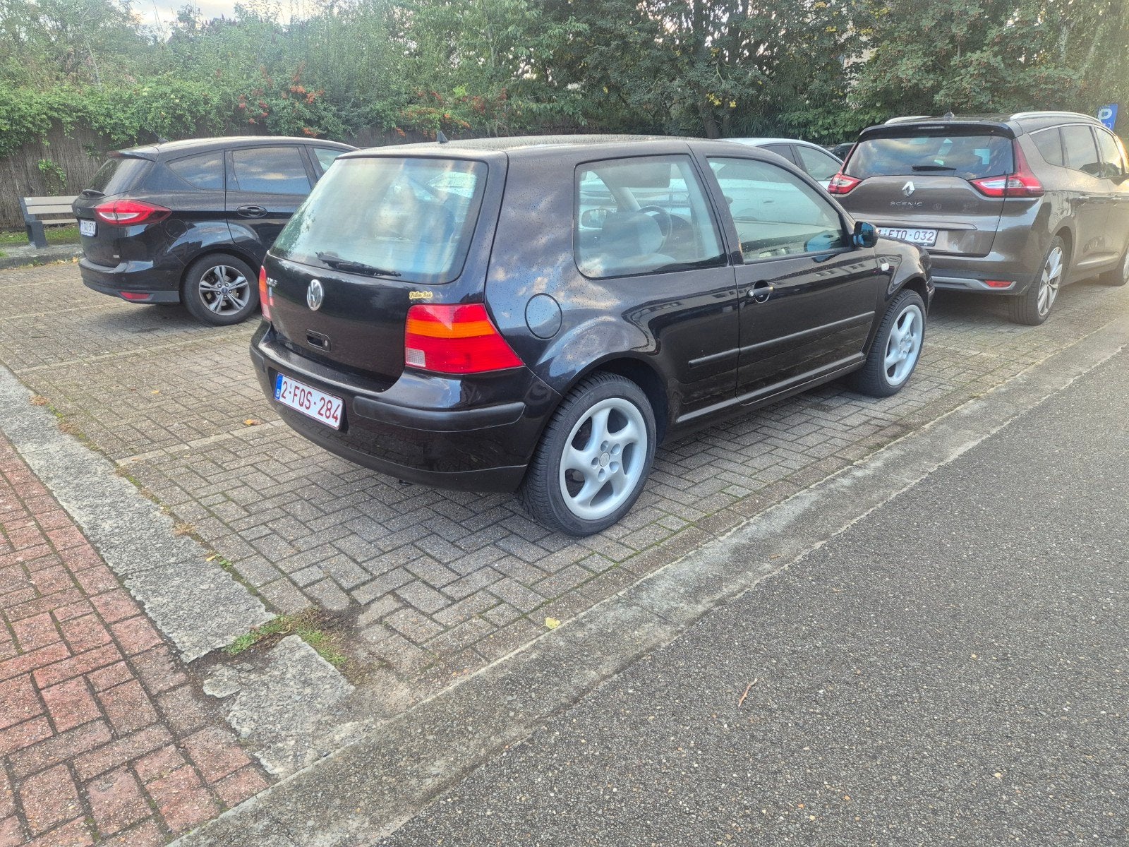 Volkswagen Golf 4 – 1.4 Benzine – Slechts 129.733 km, Auto's, Voorwielaandrijving, Stof, 50 kW, 4 cilinders